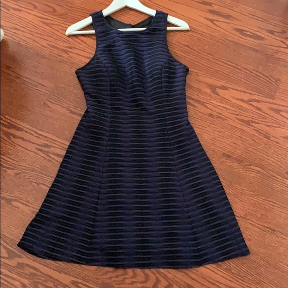 Guess Dresses & Skirts - Mini Dress 👗 Trapezoid by Guess Sz 8 Black/Blue